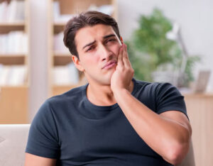 Toothache image - Emergency dentist Cobham